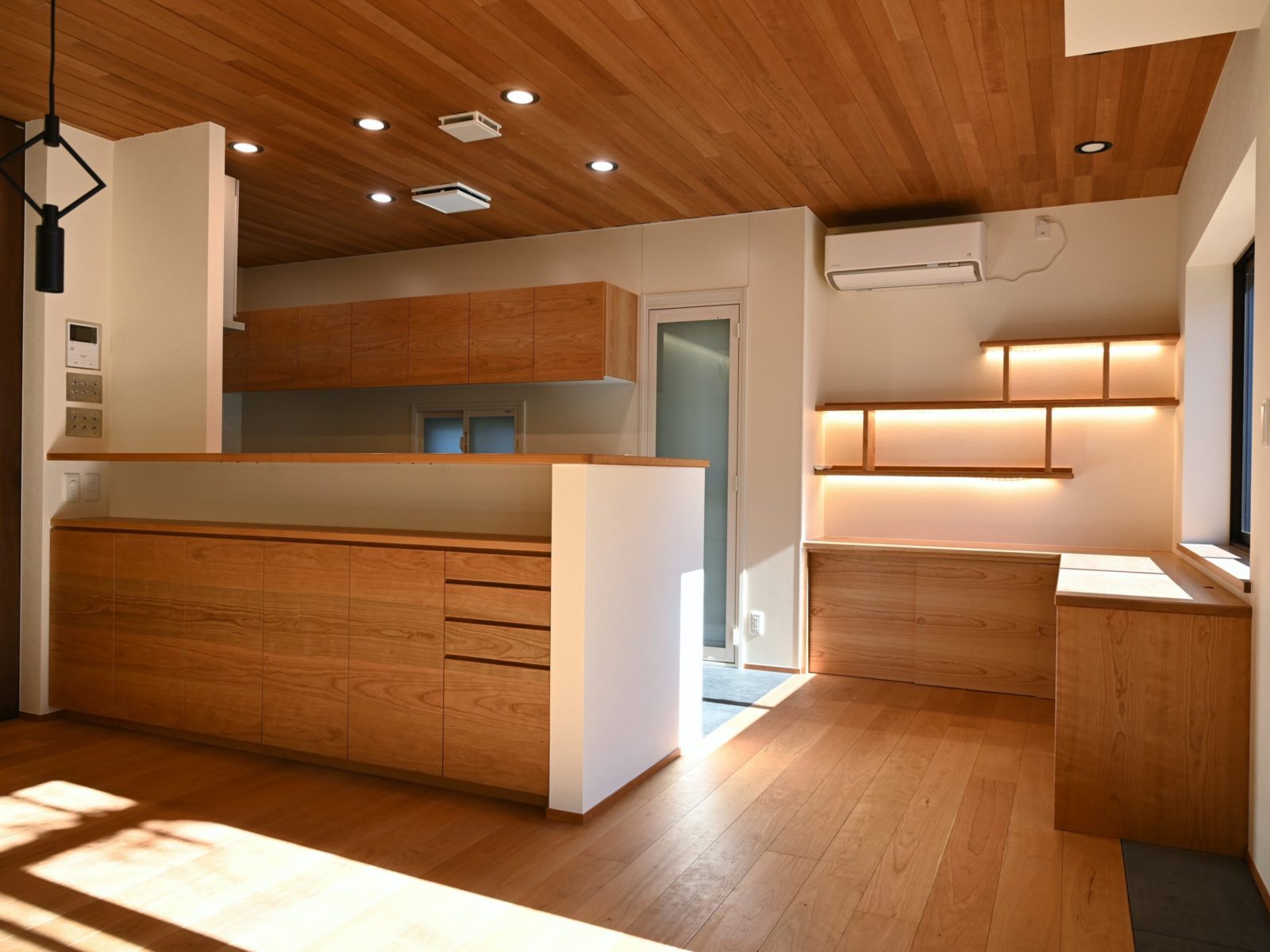 造作家具 キッチン収納 デスク収納 リビングカウンター | BUTLER furniture & craft